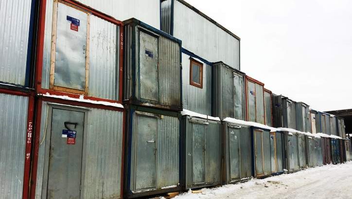 ОНФ просит власти разобраться с самостроями под окнами домов в ТиНАО. Бытовки, мигранты