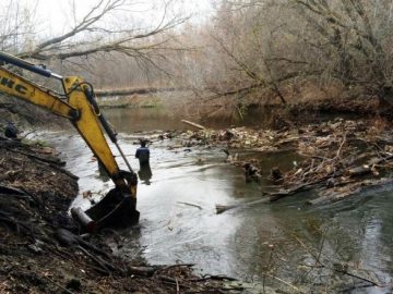Паводок. Работы по очистке русел рек в ТиНАО завершат в течение недели