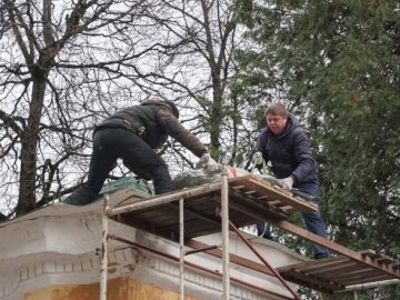 Реставрация ворот парадного въезда усадьбы Валуево началась в ТиНАО